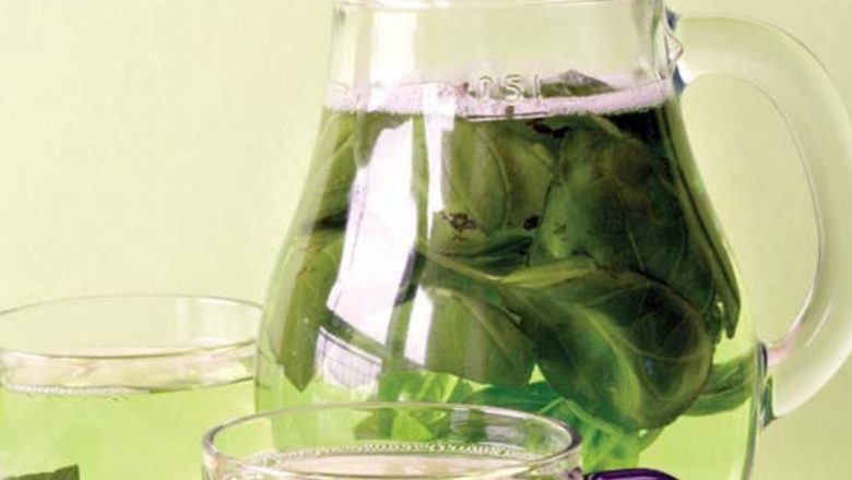 Beneficiile Ceaiului Verde: O Apărare Împotriva Cancerului Digestiv