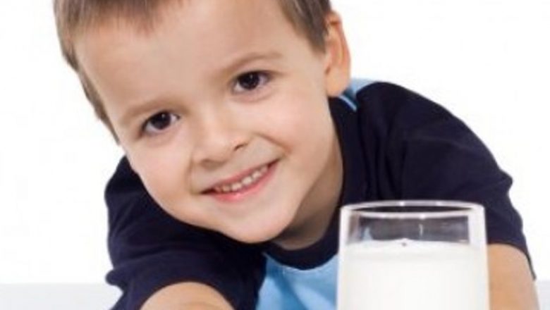 Impactul consumului de lapte asupra sănătății preșcolarilor: câte căni sunt suficiente?