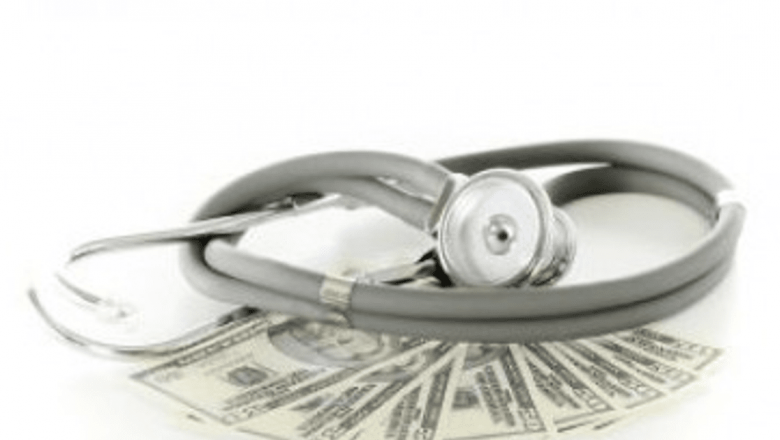 Corupția din Sănătate: De ce Doi Români din Trei Oferă Atenții Medicilor?