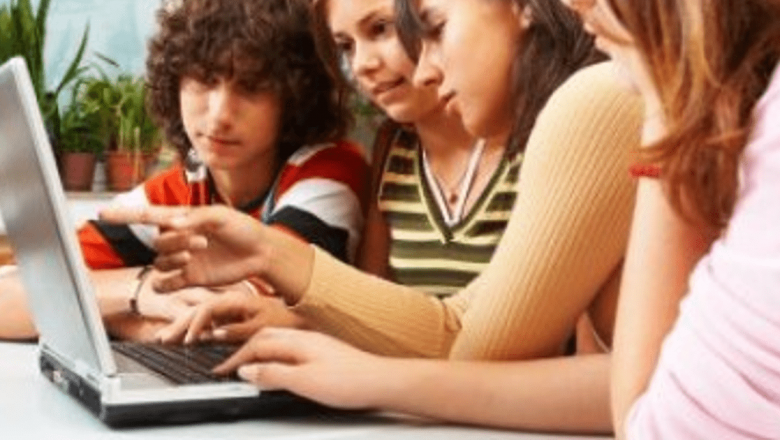 Siguranța copiilor pe Internet: Campania Salvați Copiii pentru consiliere gratuită și educație digitală