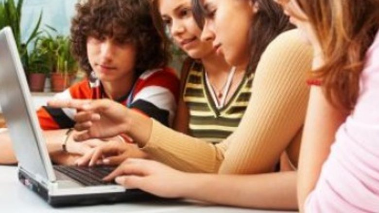 Campania “Salvați Copiii”: Consiliere Gratuită pentru Protejarea Copiilor pe Internet