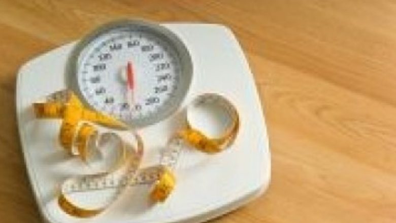 Ghid Complet pentru Slăbirea Sănătoasă după Naștere: Strategii, Alimentație și Impactul Alăptării