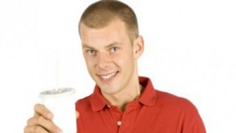 Impactul Băuturilor cu Cafeină asupra Dezvoltării Creierului Adolescenților: O Analiză Detaliată