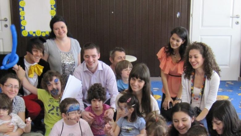Redeschiderea programului „Creştem împreună”: O speranţă pentru copiii lăsaţi singuri acasă