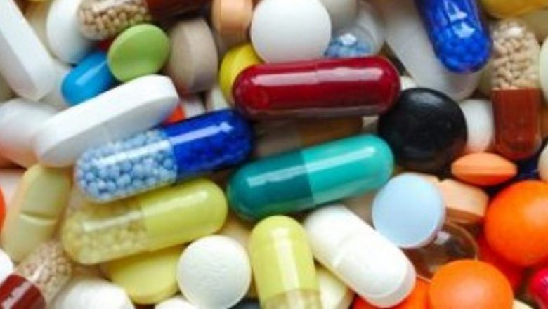 Soluții Promițătoare în Întârzierea Evoluției Afecțiunii HIV: Rolul Suplimentelor de Seleniu și Multivitamine
