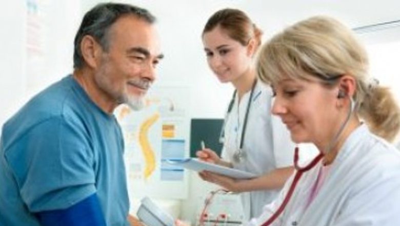 Intervenția care salvează vieți: Cum angioplastia coronariană cu stent previne infarctul