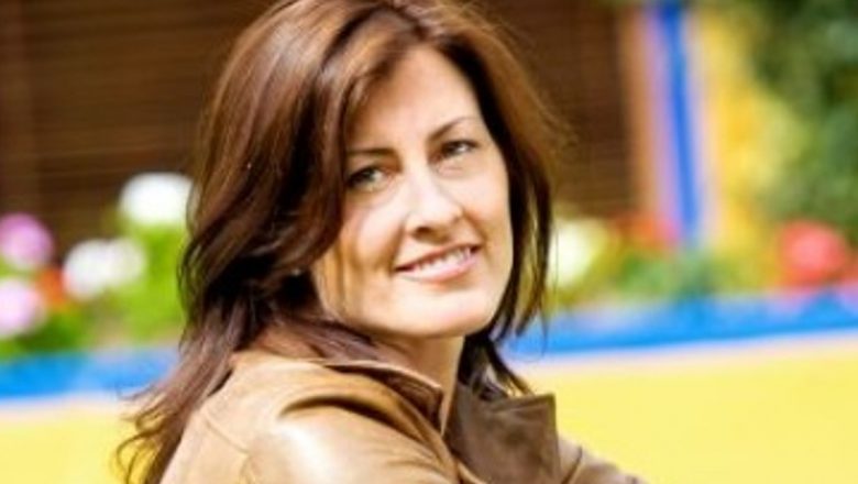 Menopauza timpurie și riscurile asociate: O privire detaliată asupra osteoporozei și fracturilor osoase
