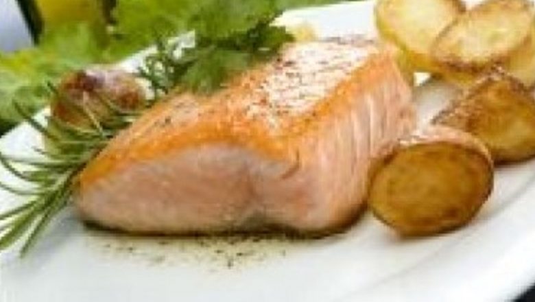 Nutriția și Sănătatea Oculară: Ce Alimente Ajută la Îmbunătățirea Vederii