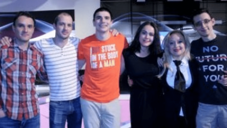 Spectacolul Mondenilor: O Seară de Distracție cu Direcția 5 și Surprize Neașteptate