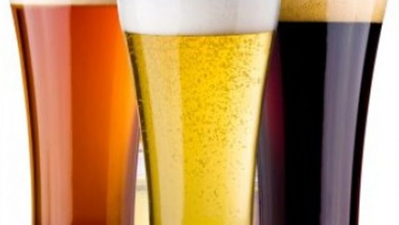 Beneficiile surprinzătoare ale berii: O sursă importantă de vitamine B și protecție cardiovasculară