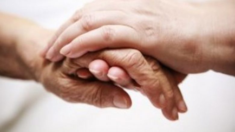 Riscurile Ascunse ale Artritei Reumatoide: O Analiză Detaliată a Trombozelor Venoase Profunde