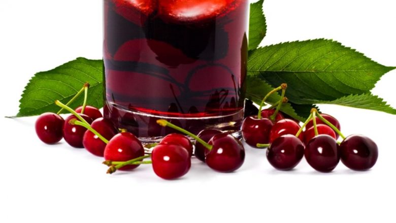 Sucul de Cireșe: O Soluție Naturală Împotriva Insomniei pentru Persoanele Vârstnice