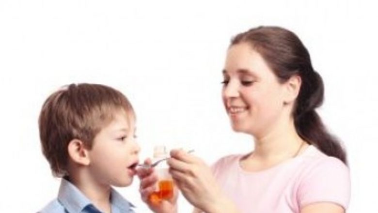 Ghidul Suplimentelor Alimentare pentru Copii: Când și Cum să le Administrăm