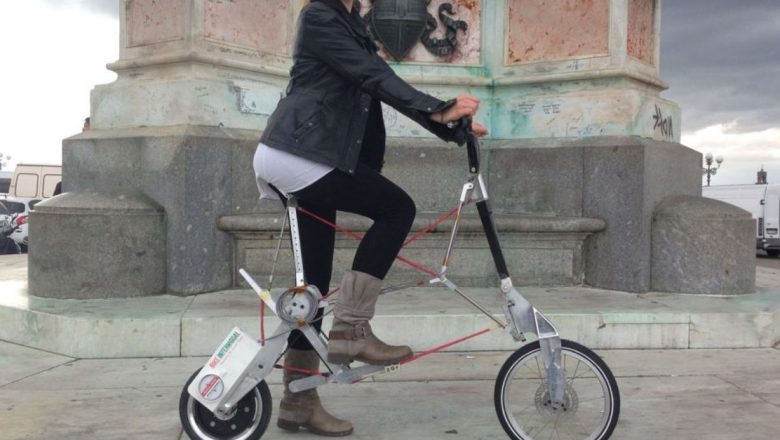 Bicicleta Pliabilă Electrică: Revoluția Mobilității Urbane în Europa