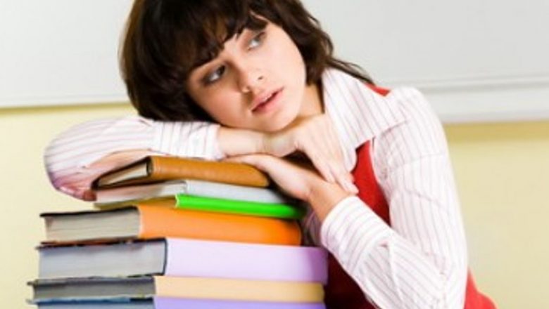 Strategii Eficiente pentru a Obține Note Mari la Examene: Ghid Complet