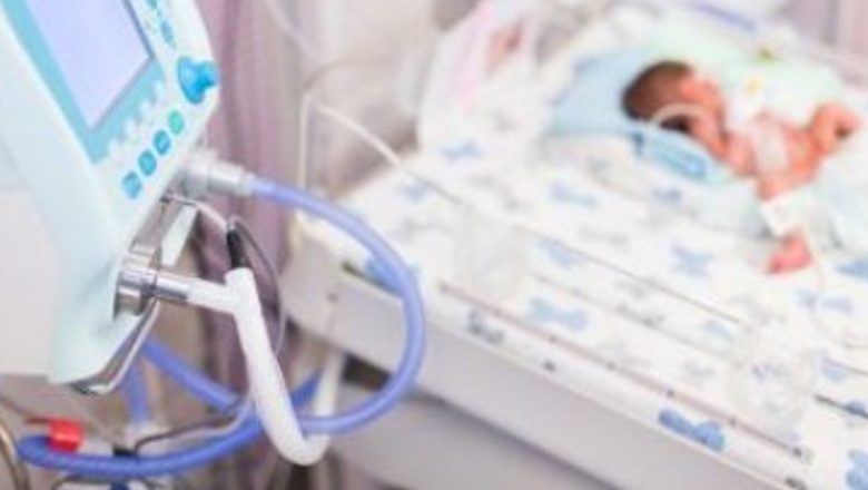Povestea uimitoare a gemenilor născuți la 23 de săptămâni: O luptă pentru viață și tehnologia salvatoare
