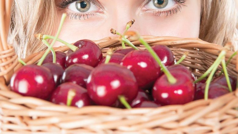 Cozile de cireşe: Remediul natural pentru sănătatea rinichilor și nu numai