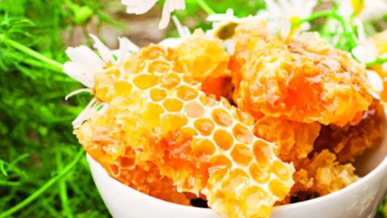 Ceara de Albine: Un Remediu Natural pentru Sănătatea Pielii