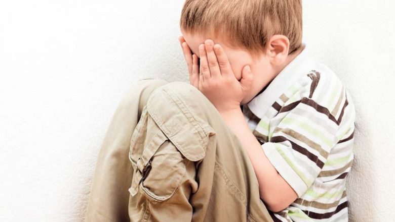 Violența asupra copiilor în România: O problemă ignorată ce necesită acțiune urgentă