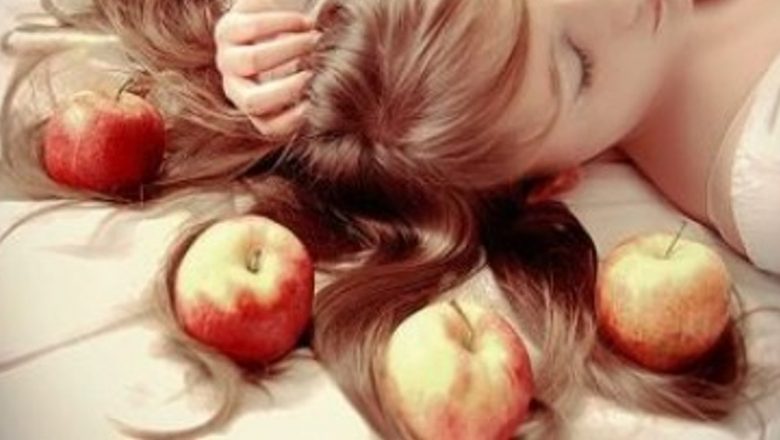 Alimentele care îmbunătățesc somnul: 7 opțiuni pentru un somn odihnitor