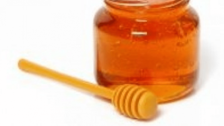 Remediul Natural Contra Răgușelii: O Abordare Holistică pentru Sănătate Respiratorie