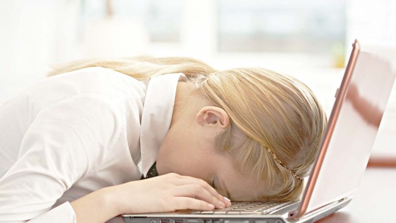 Semne și simptome alarmante ale problemelor tiroidiene: Ghid complet pentru identificarea și gestionarea disfuncțiilor tiroidiene