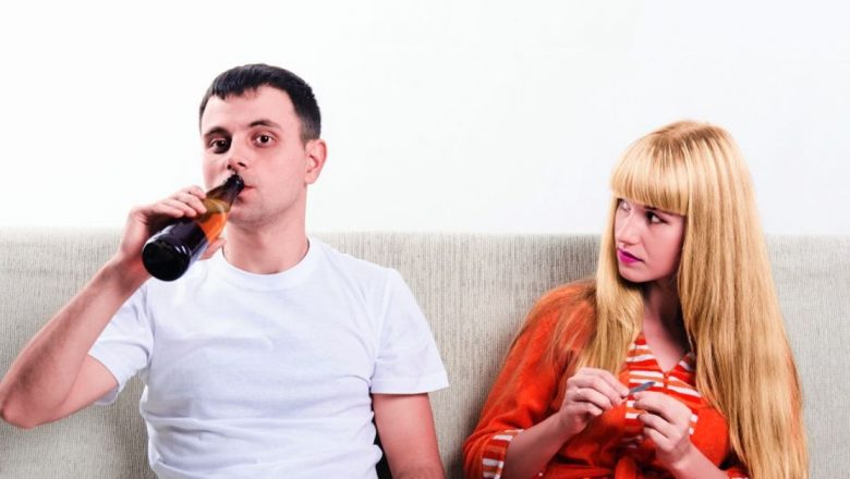 Cum să ajuti un soț alcoolic să renunțe la viciul periculos al alcoolului