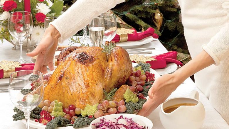 Cum să Eviți Abuzul Alimentar în Perioada Sărbătorilor: 5 Strategii Eficiente