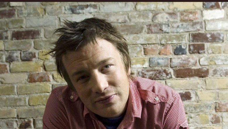 Jamie Oliver: Apelul pentru impozitarea zahărului ca măsură de sănătate publică