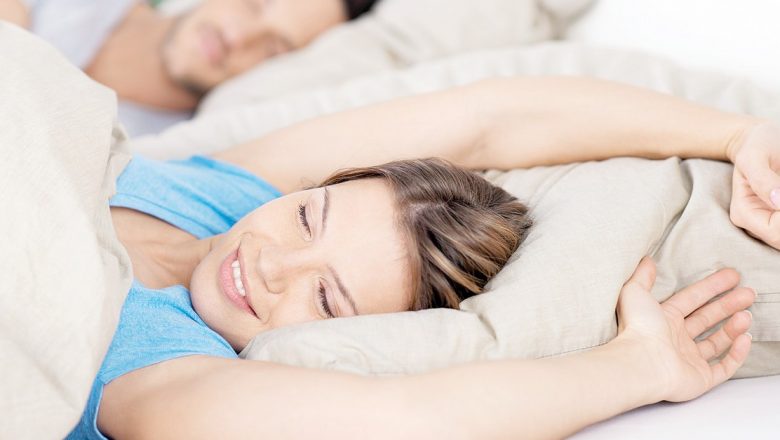 Leacuri Naturiste Eficiente pentru Combaterea Insomniei: O Analiză Detaliată