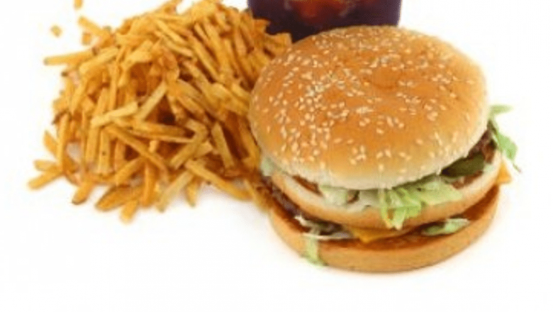 Impactul Alimentației Fast-Food asupra Sănătății Mintale: O Analiză Profundă