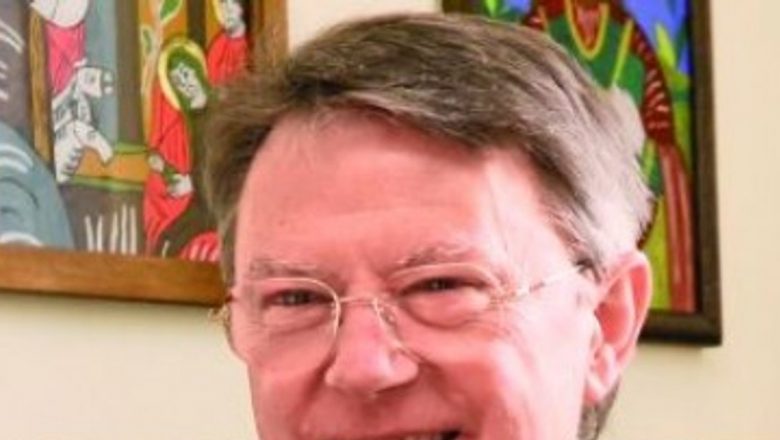 Importanța Micului Dejun și Greșelile Alimentației în România: Analiză cu Prof. Dr. Nicolae Hâncu