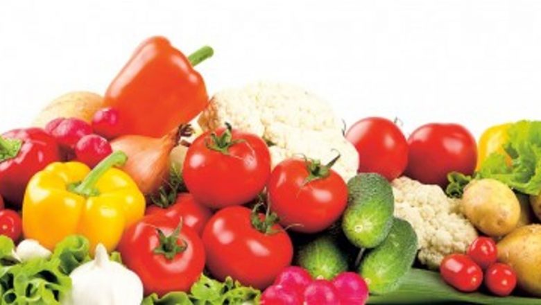Regimul Vegetarian: Beneficii, Riscuri și Perspective în România