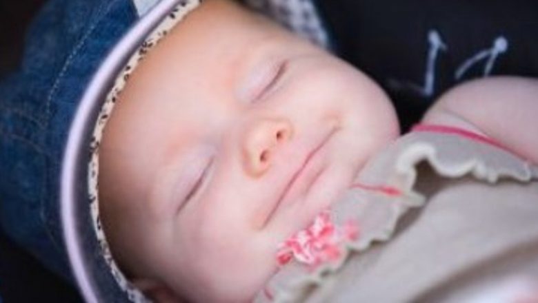 Picăturile probiotice: O soluție promițătoare pentru colicile infantile