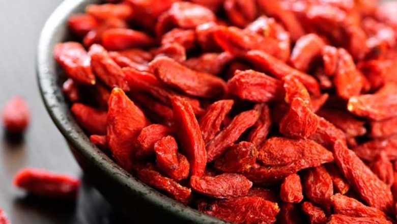 Beneficiile Fructelor Goji: O Privire Detaliată Asupra Acestor Superalimente