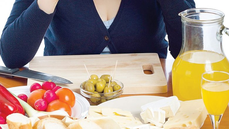 Demontarea miturilor alimentare: Ce trebuie să știm despre dietele și obiceiurile alimentare moderne