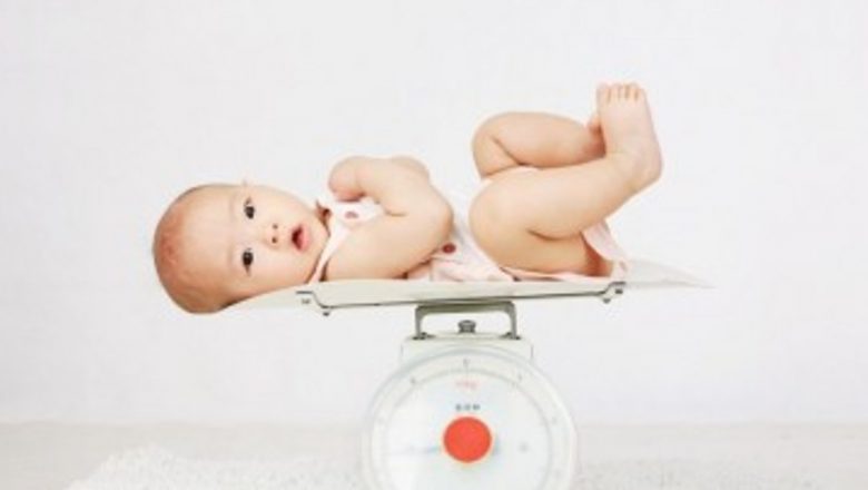 Creșterea în Greutate a Copilului: Ghid Complet pentru Părinți