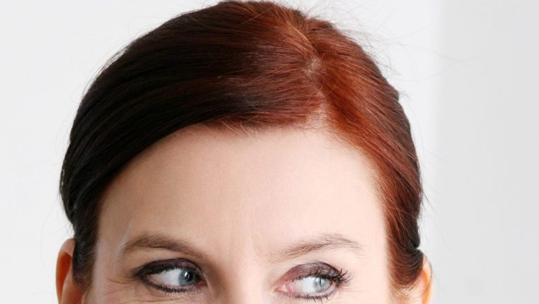 Ce Îți Spun Obiceiurile de Ros al Unghiilor Despre Personalitatea Ta: O Analiză Detaliată