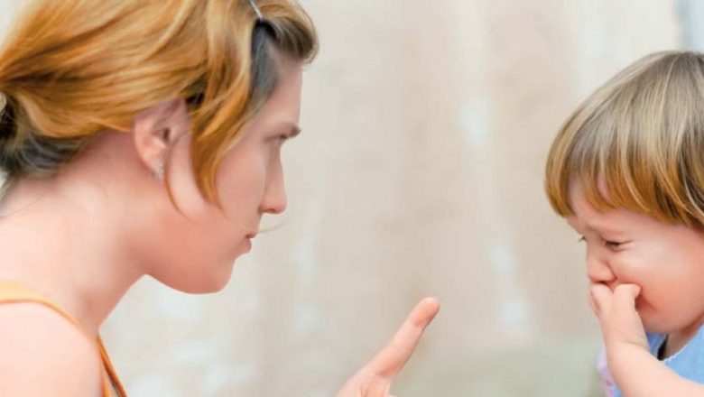 Corectarea obiceiurilor negative la copii: O abordare responsabilă în educația parentală