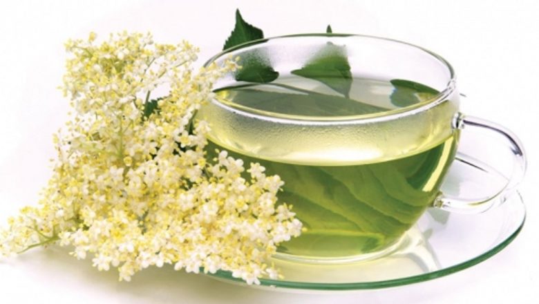 Florile de Soc: Un Elixir Naturist cu Beneficii Remarcabile pentru Sănătate