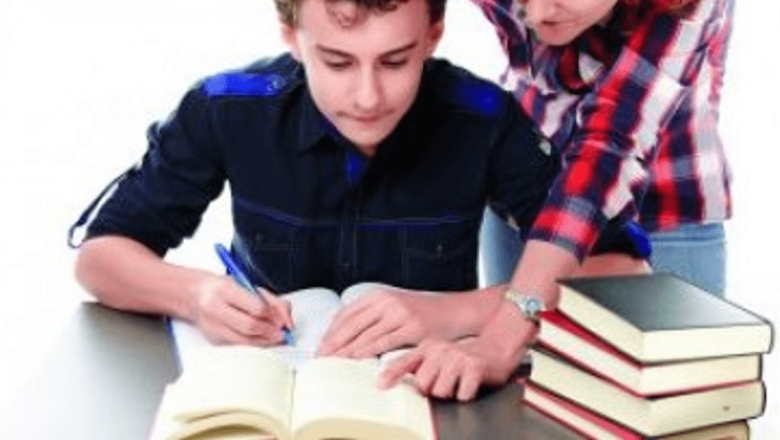 Strategii eficiente pentru a sprijini copilul în perioada examenelor