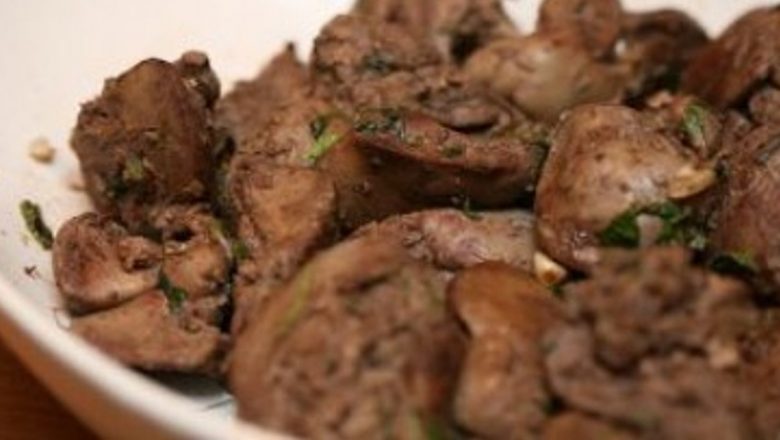 Ghidul Complet al Alimentelor Bogate în Fier: Beneficii, Surse și Recomandări