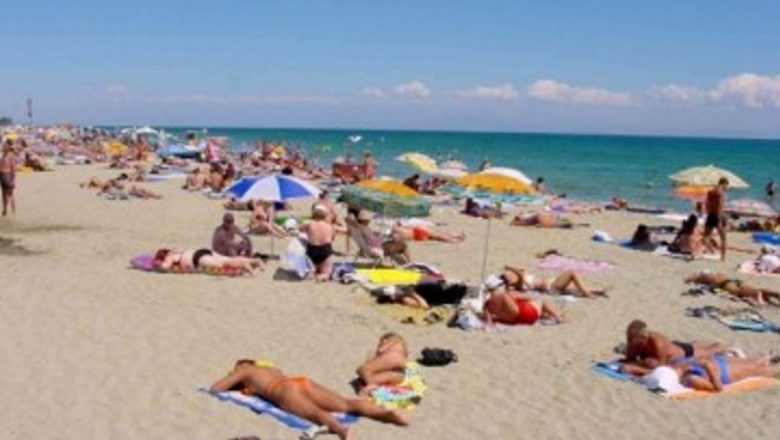 Pericolele expunerii la soare: Cele mai periculoase ore pentru bronzat și cum să ne protejăm