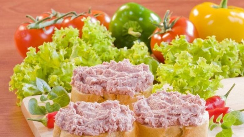 Pateul din Comerț: O Analiză Detaliată a Ingredientelor și Impactului Asupra Sănătății