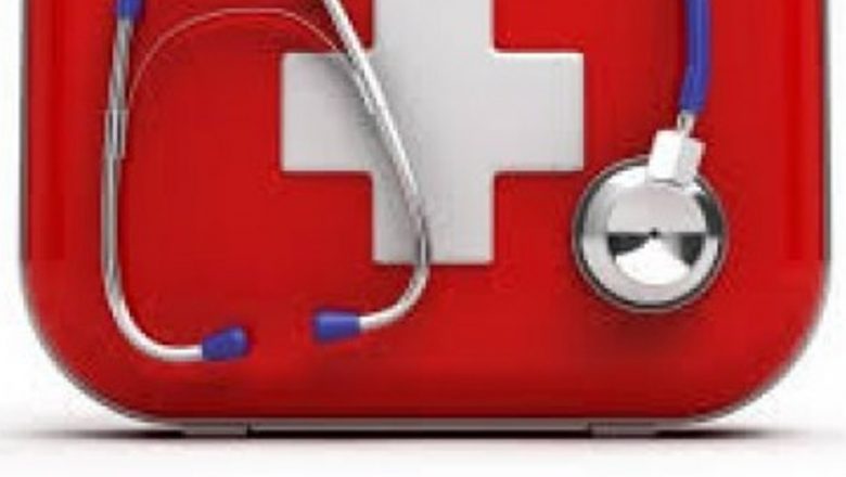 Ghid Complet pentru Trusa Medicală în Vacanță: Ce Nu Trebuie Să Lipsească