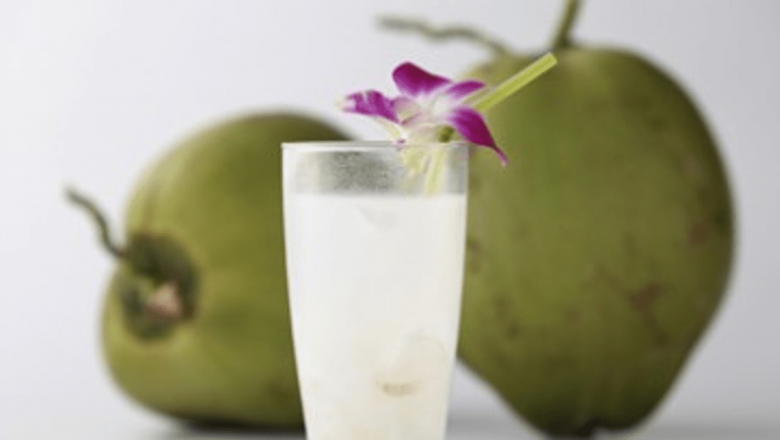 Beneficiile Consumul de Apă de Cocon: Un Elixir Natural pentru Sănătate