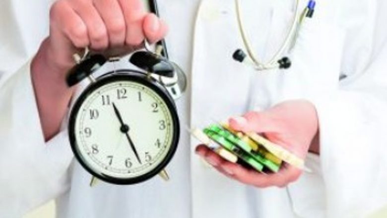 Importanța Orei de Administrare a Medicamentelor: Cum Poate Influenta Timpul Eficacitatea Tratamentului