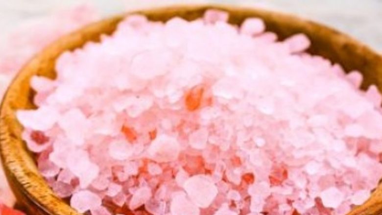 Puterea Sării: Cum Sarea Transformă Ritualurile Cosmetice în Tratamente Eficiente