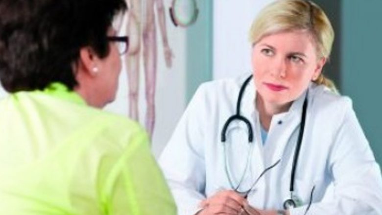 Înțelegerea sângerărilor în menopauză: Cauze, implicații și soluții