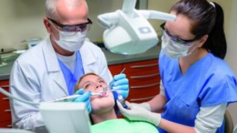 Ghidul Complet al Implantului Dentar: Tot Ce Trebuie Să Știi